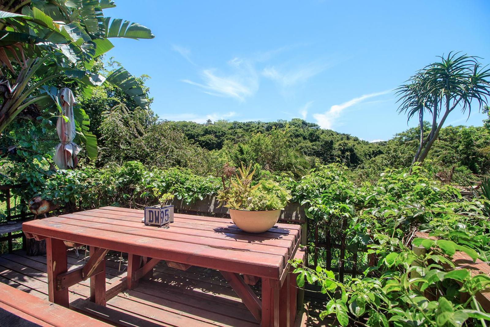 In The Green Backpackers Morgans Bay Exterior foto