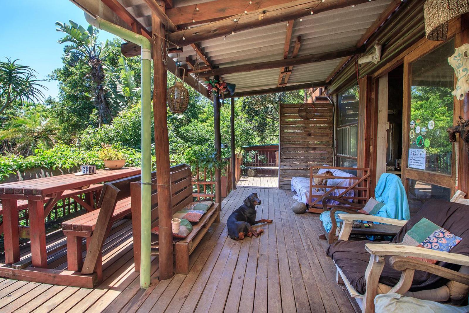 In The Green Backpackers Morgans Bay Exterior foto